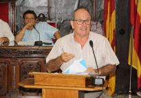 Pepe Gil afirma que el consistorio ha invertido más de un millón de euros en repavimentación de calles
